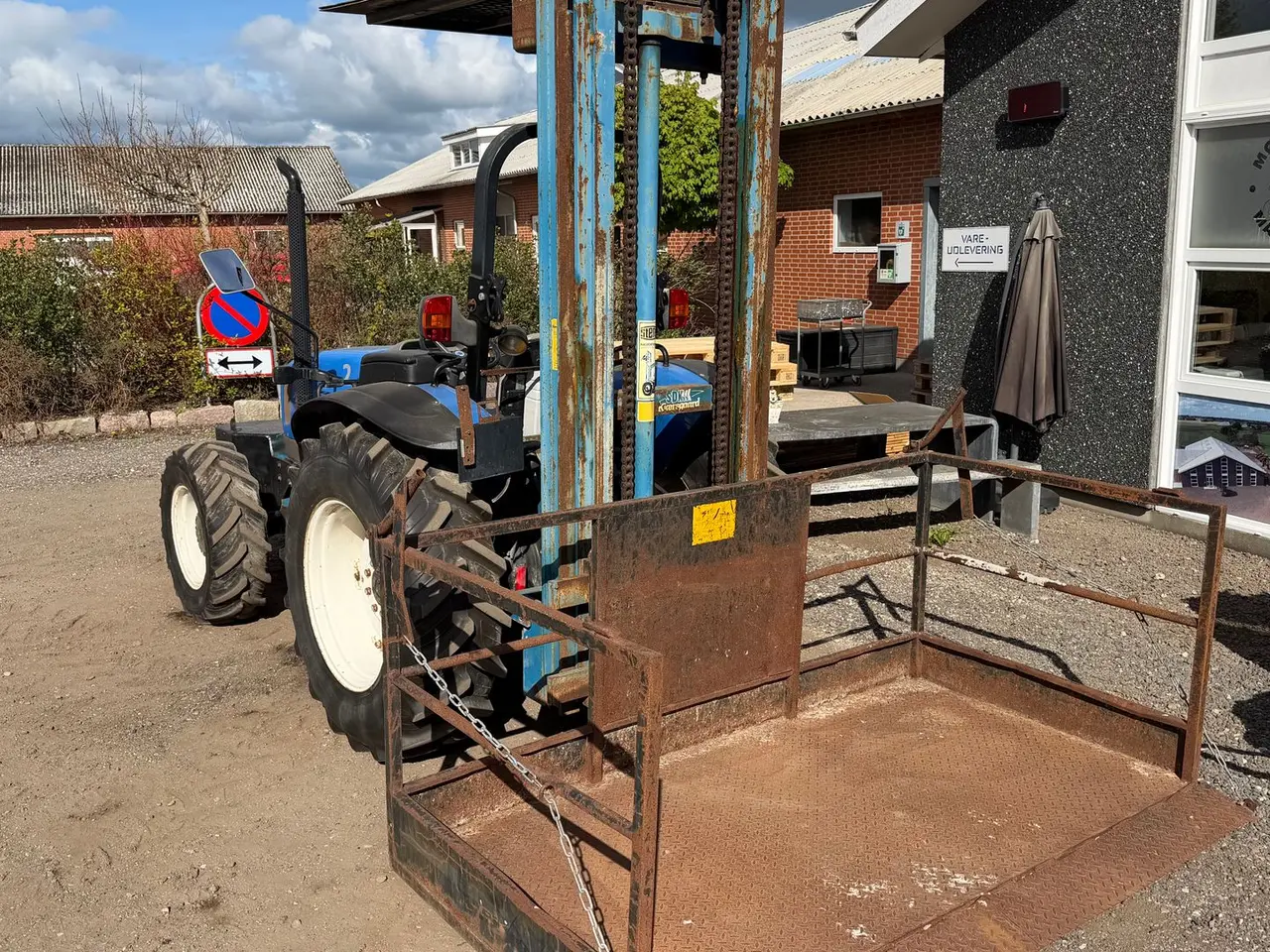 Billede 1 - - - - Byggelift