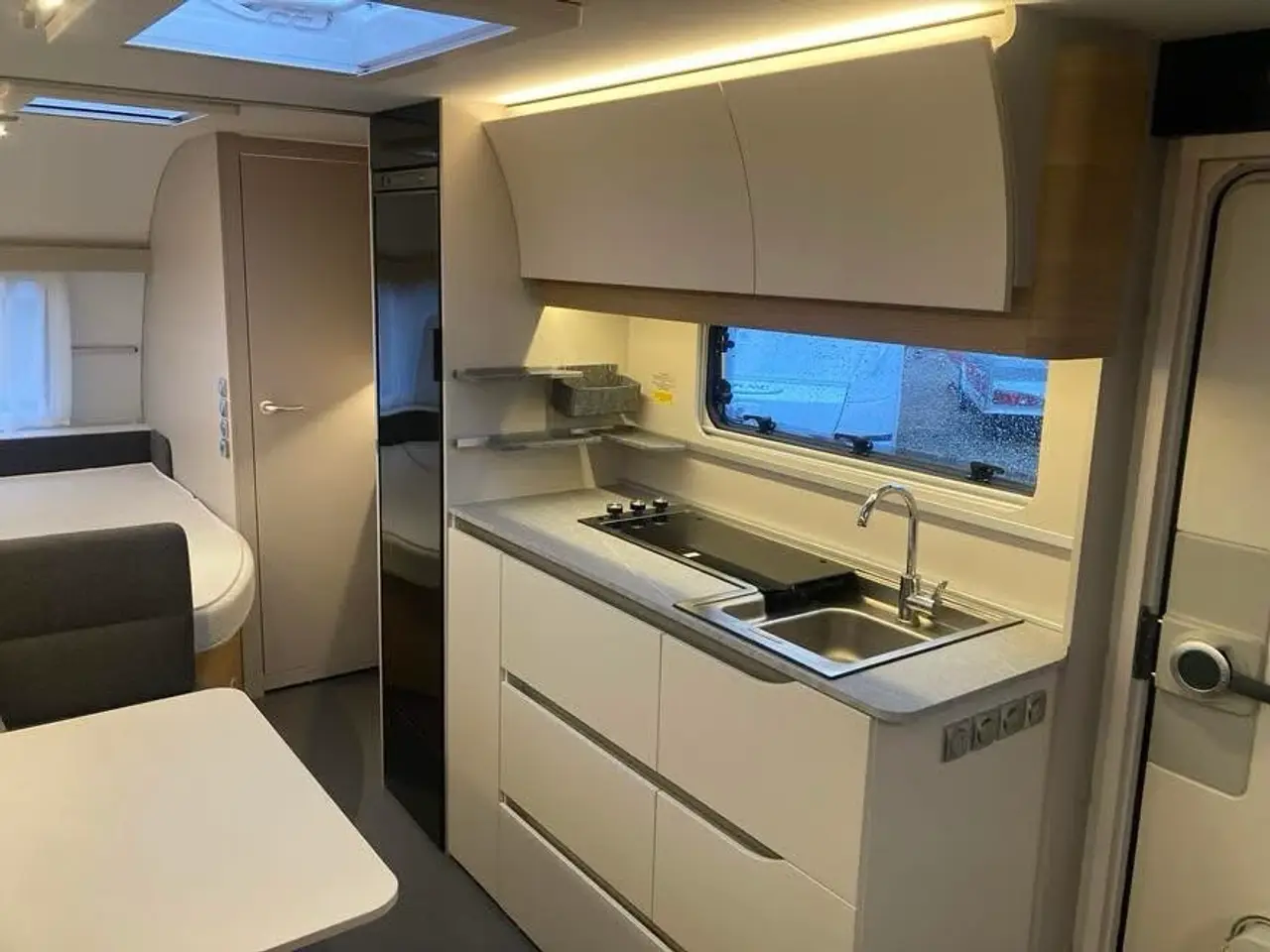 Billede 8 - Adria Adria 613 PK teen