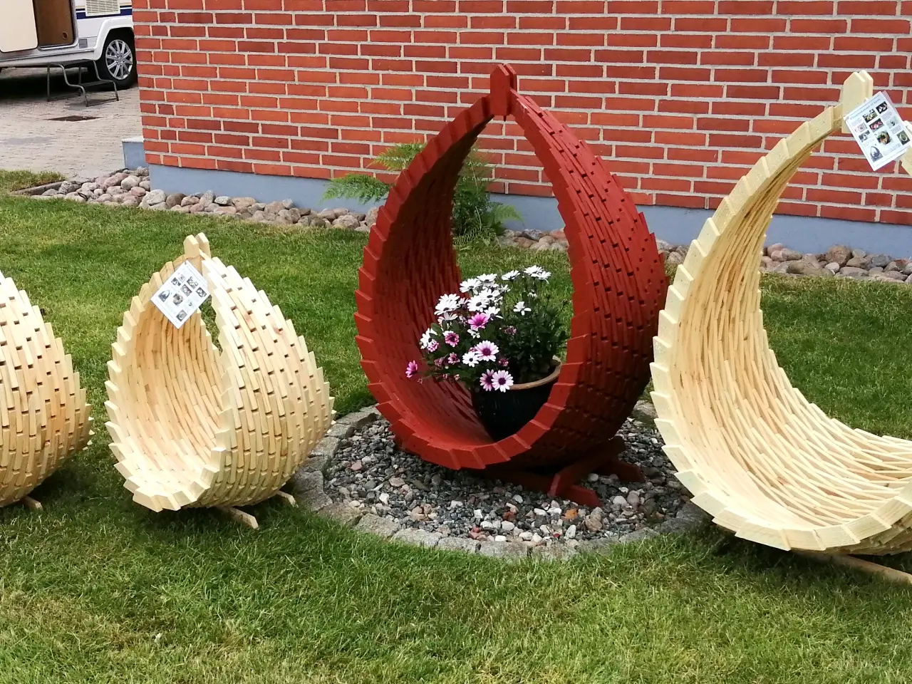 Billede 2 - BLOMSTERKUMMER