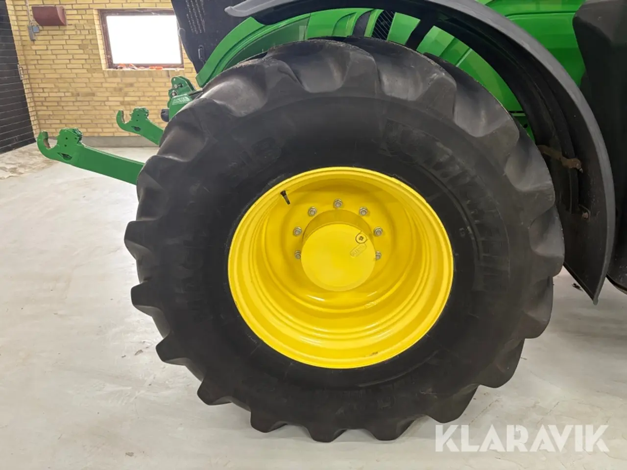 Billede 8 - Traktor John Deere 6215R