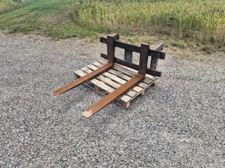 Pallegafler med Volvo L30-35 Skifte