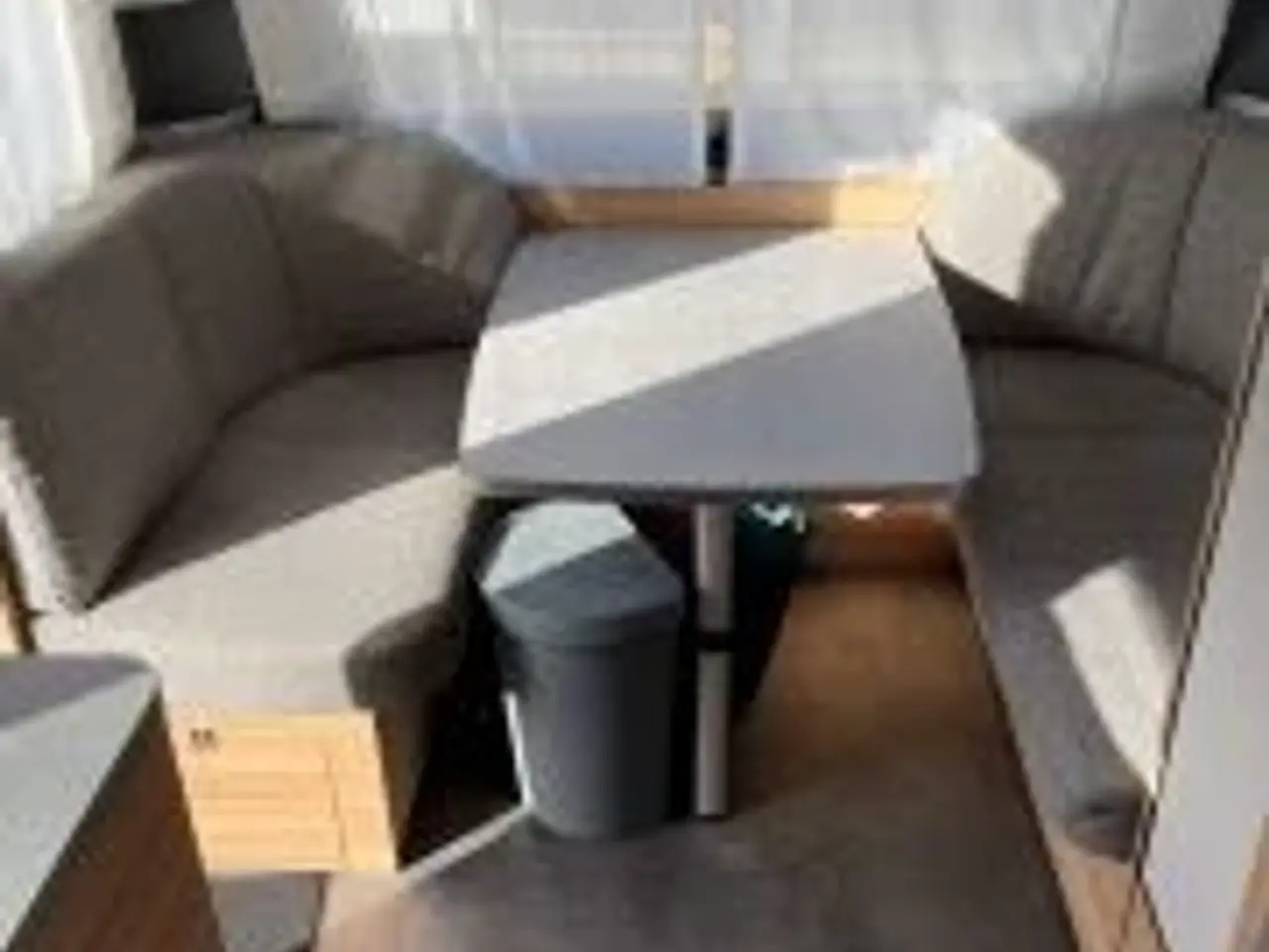 Billede 4 - Flot Dethleffs Camper, som ny sælges