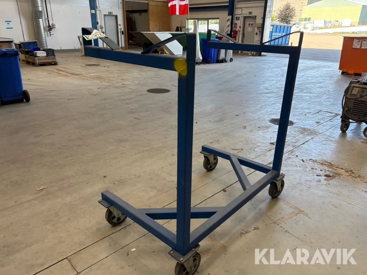 Billede 3 - Flytbar hylde