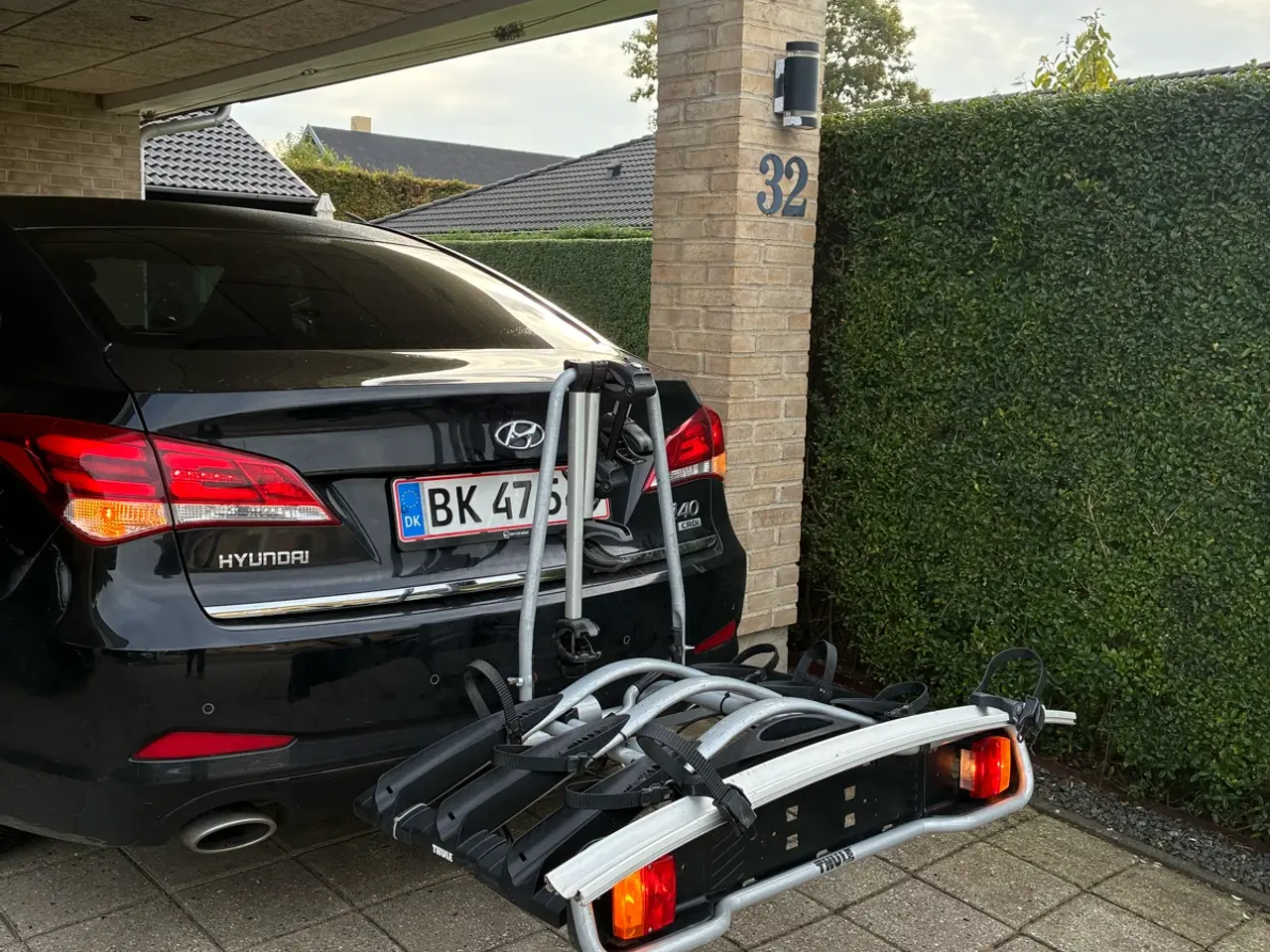 Billede 3 - Thule Cykelholder til 4 cykler med vippefunktion