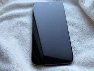 iPhone 15 Plus 128 GB - fungerer perfekt