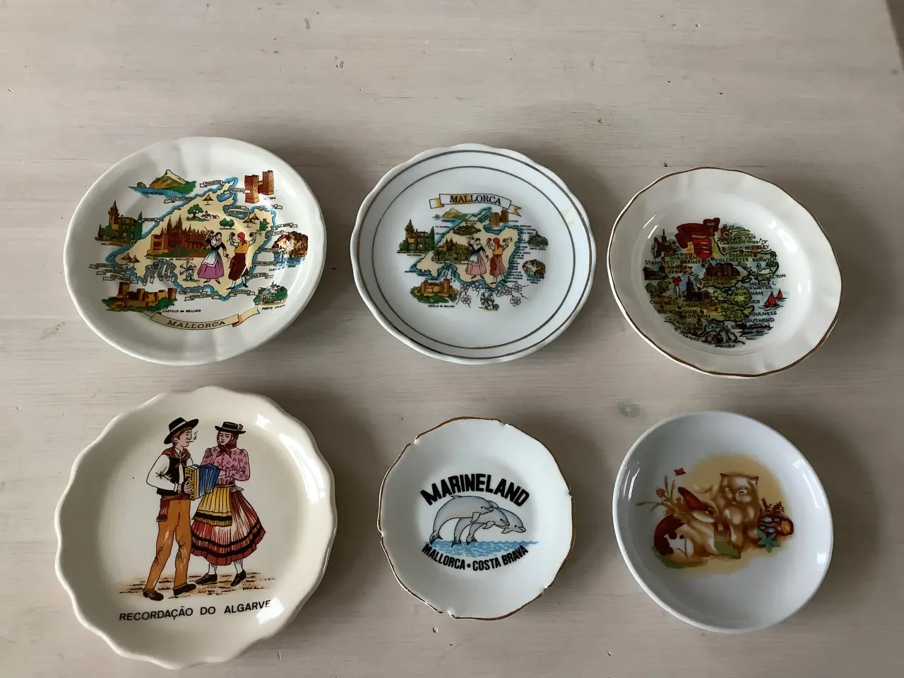 Billede 1 - Platter fra flere lande.