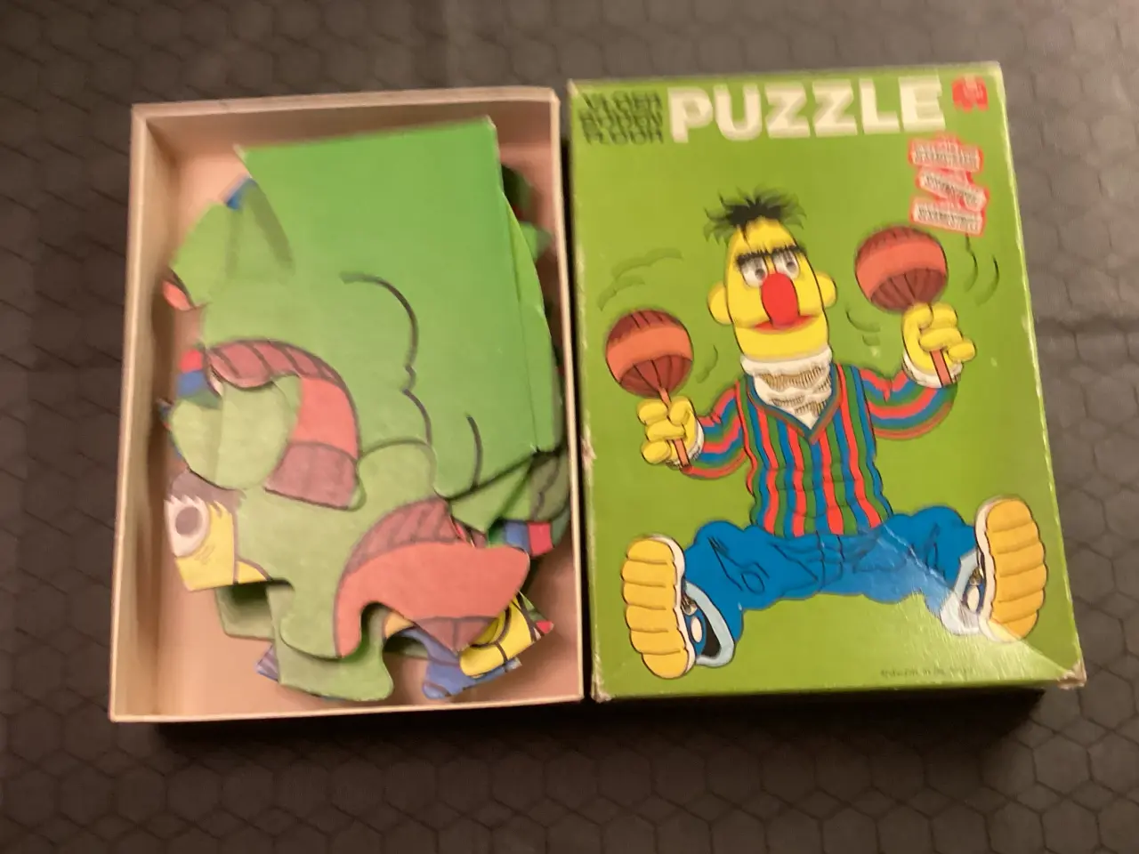 Billede 2 - Gulvpuslespil Sesamstrasse fra jumbo.