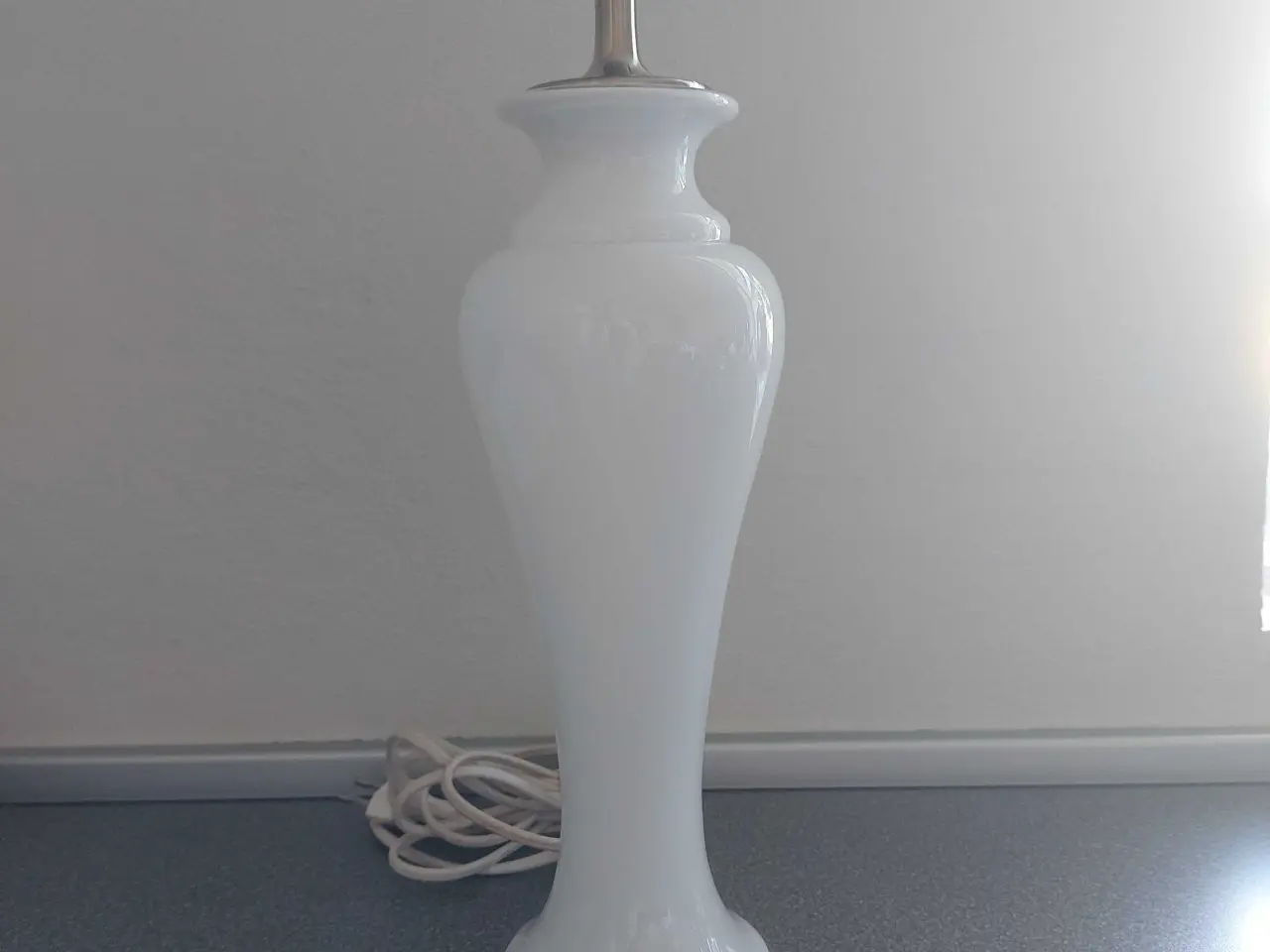 Billede 1 - Napoli lampe ( Holmegaard ) - Højde 40 cm.