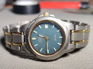 Citizen Dameur i titanium/stål