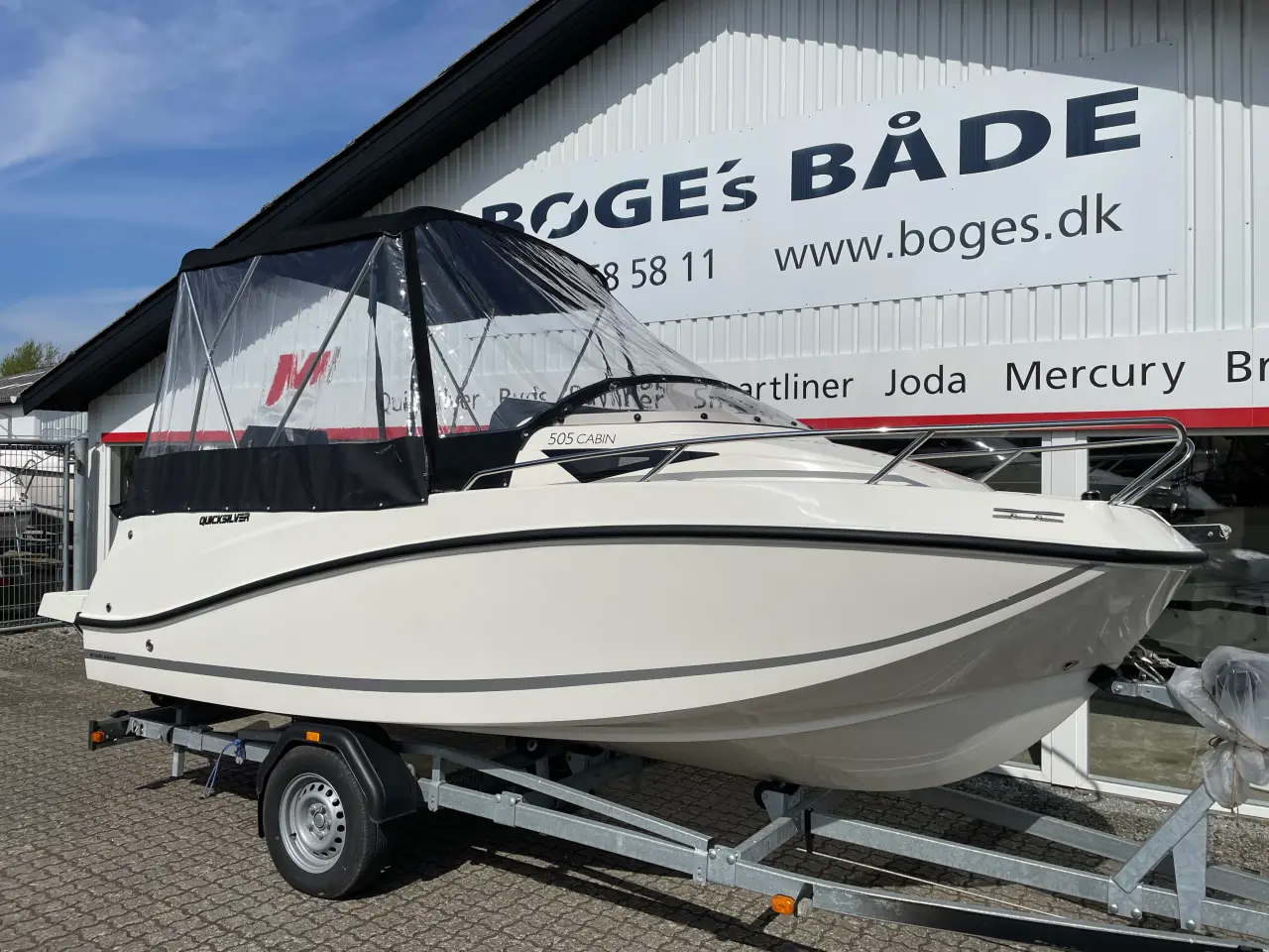 Billede 8 - Activ 505 Cabin med F80 Mercury-EFI 4 takt - inkl. 1300 kg Brenderup bådtrailer