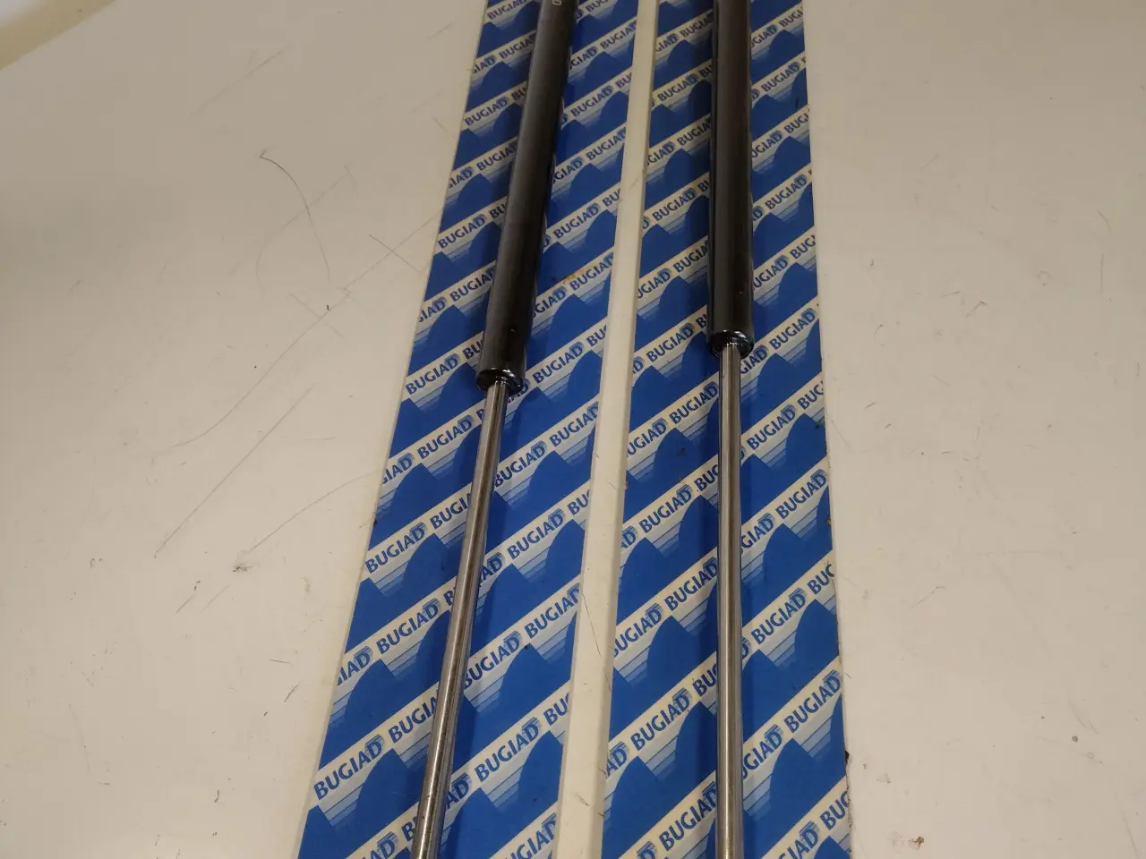 Billede 1 - 2 x Gasdæmper til Ford Mondeo III (B5Y)