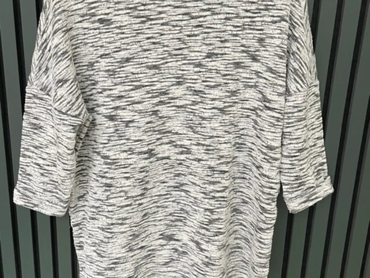 Billede 1 - Let Esprit strik