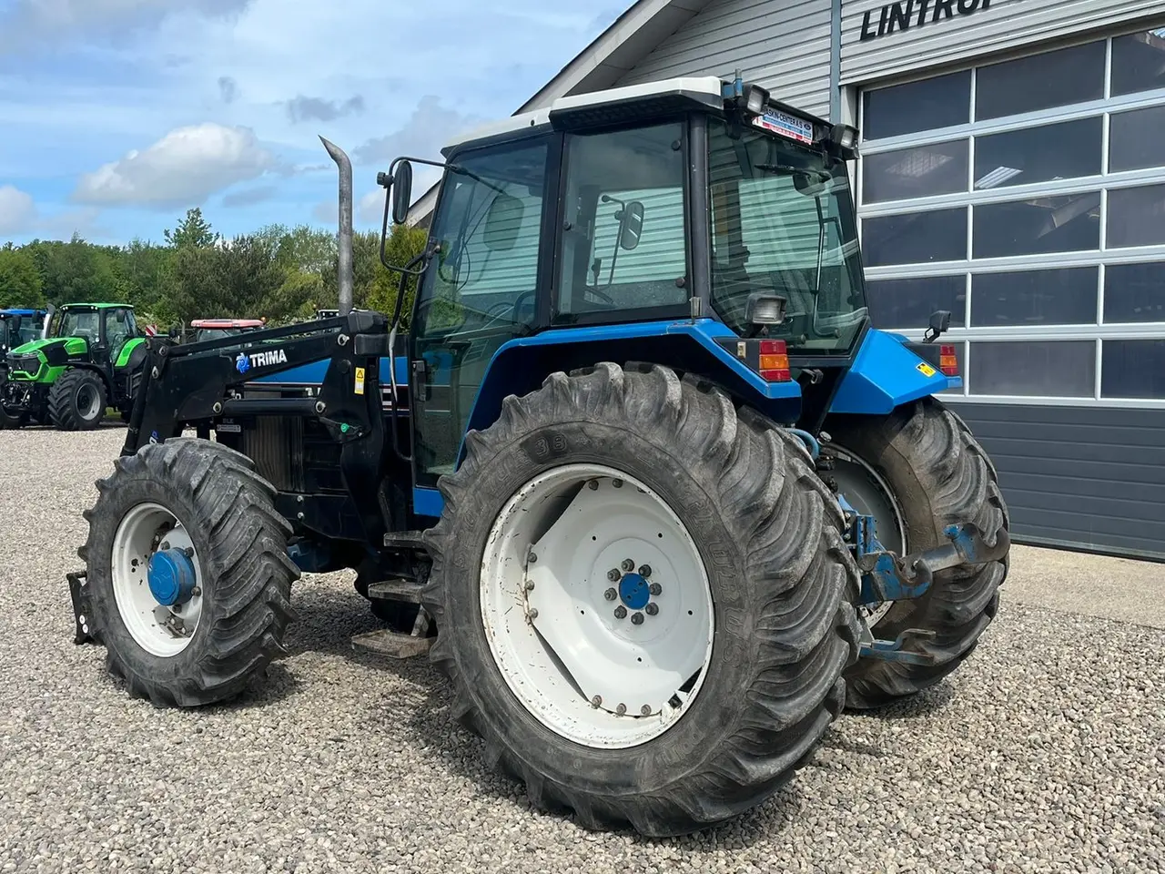 Billede 3 - New Holland 8240 SLE med frontlæsser