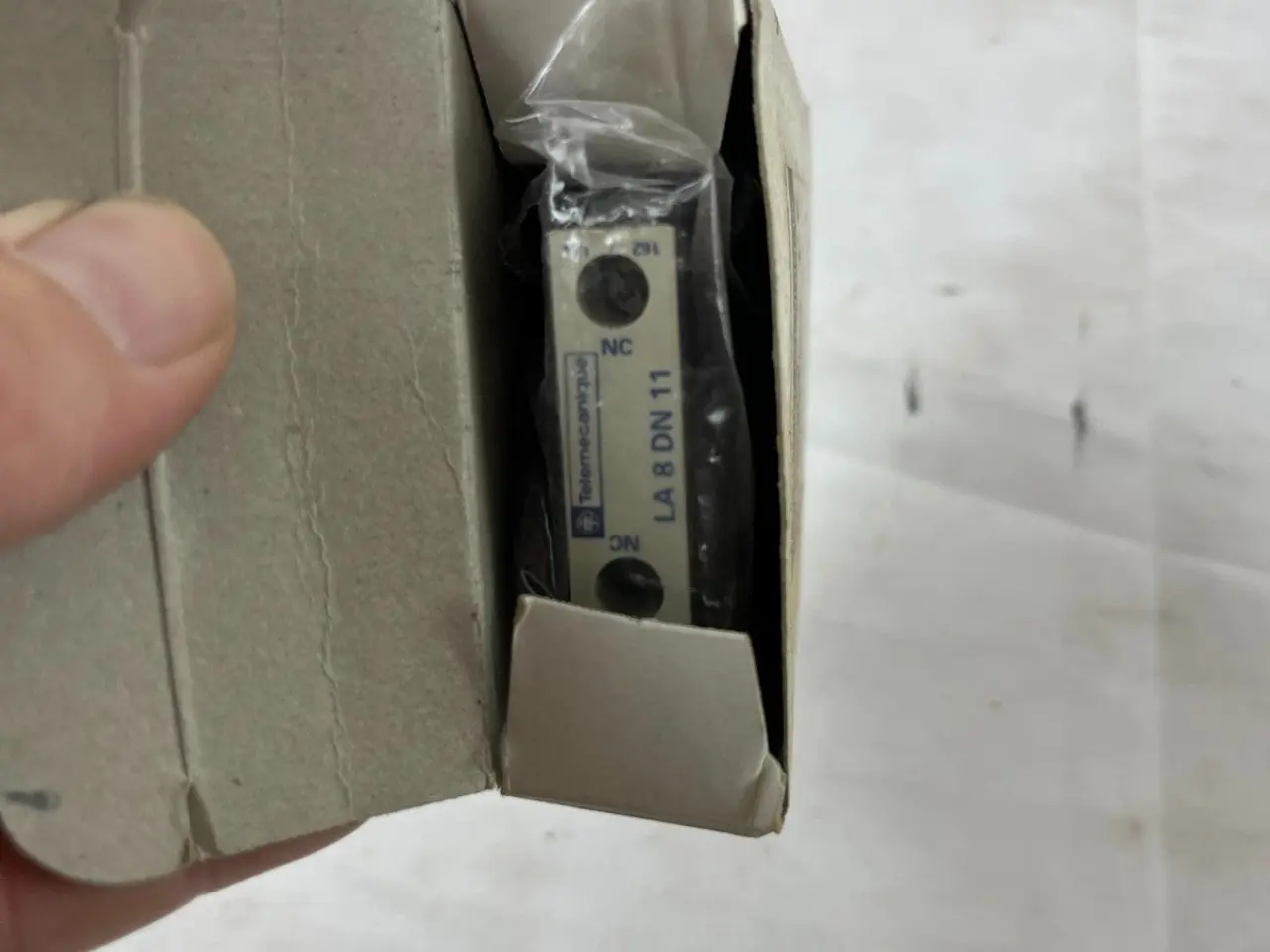 Billede 7 - Telemecanique LA8 DN11 Auxiliary Contact Block