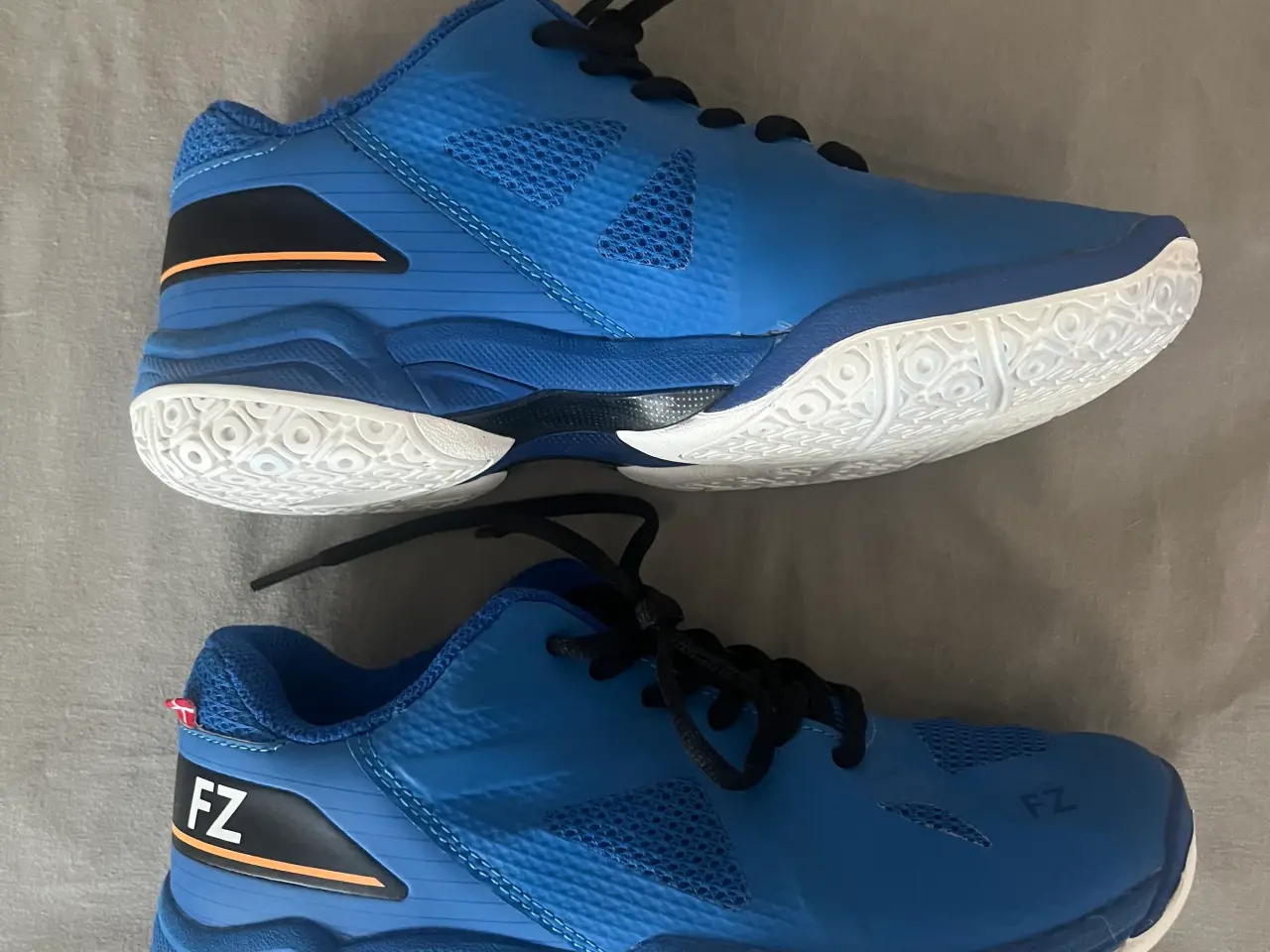 Billede 3 - Badminton gear