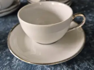 Pillivuyt Kop/ underkop med platin kant