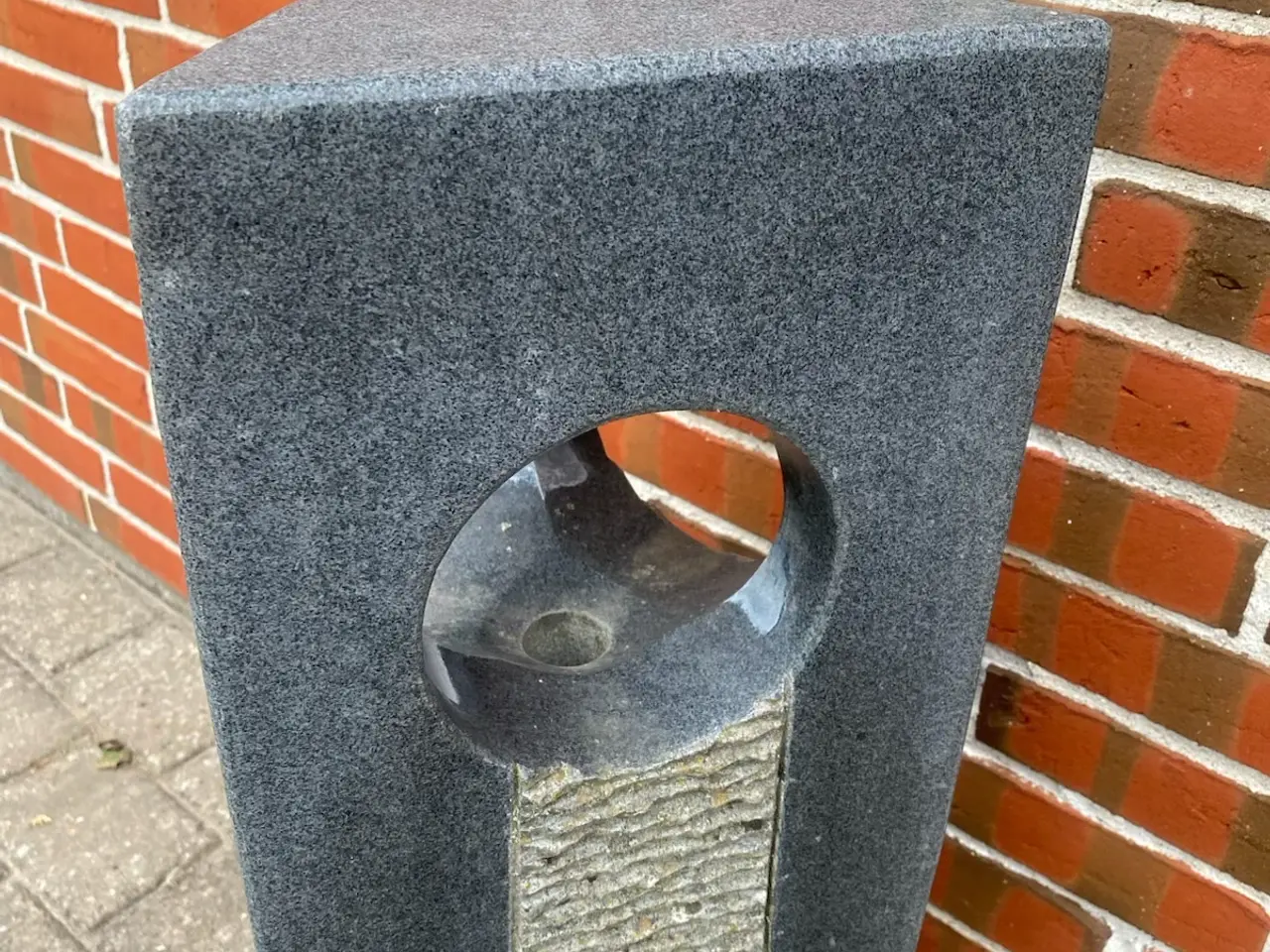 Billede 2 - Granit springvand