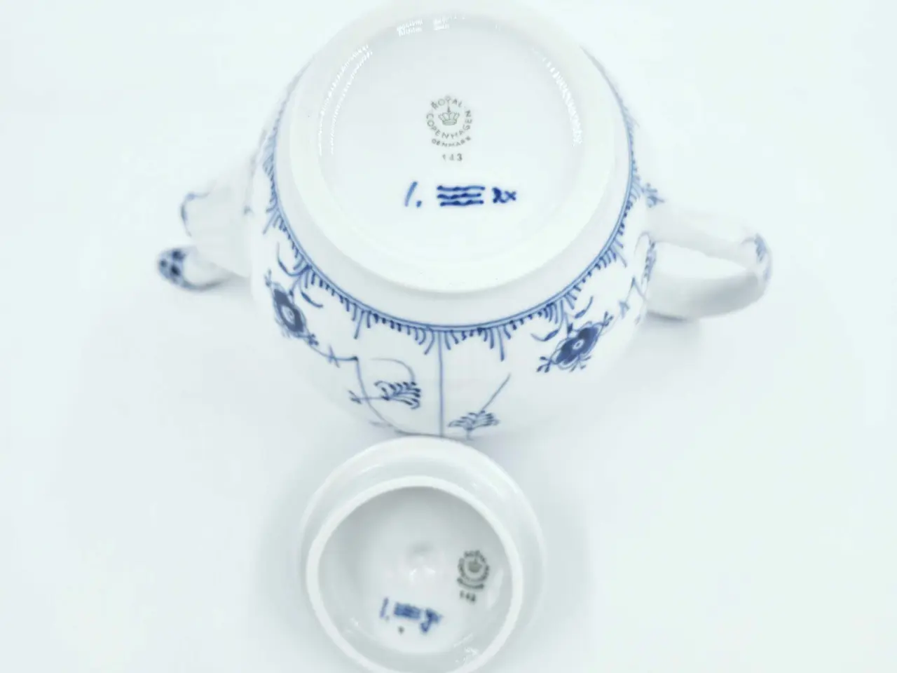 Billede 14 - Musselmalet Halvblonde Tekande Porcelæn 