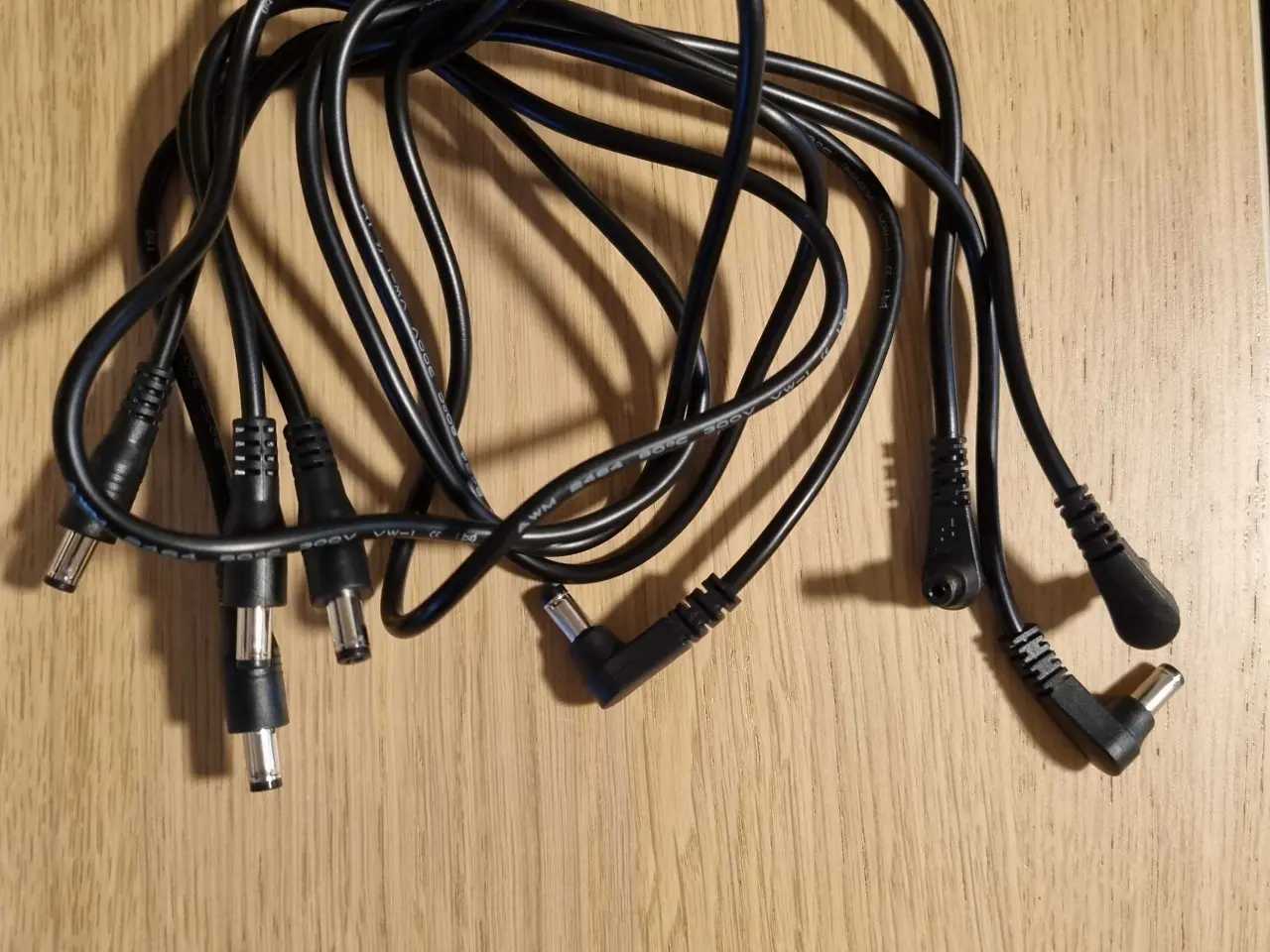 Billede 4 - Strømforsyning til guitarpedaler