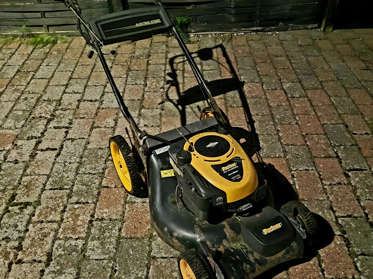 Billede 2 - Defekt Partner plæneklipper 