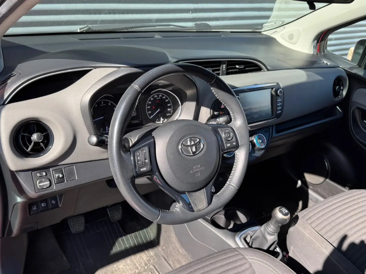 Billede 9 - Toyota Yaris 1,0 VVT-i T2