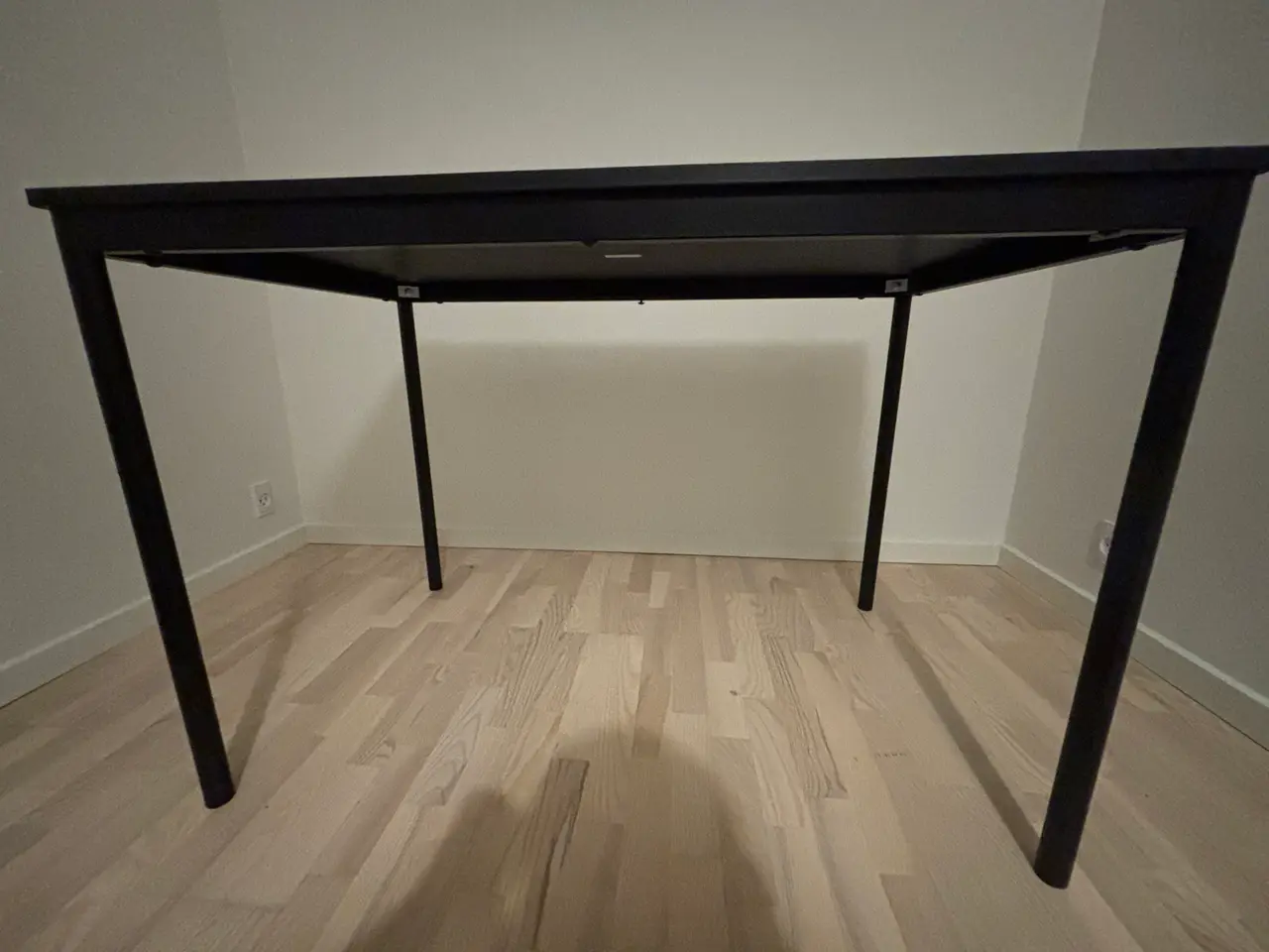 Billede 5 - IKEA SANDSBERG spisebord 110x67 cm – sort