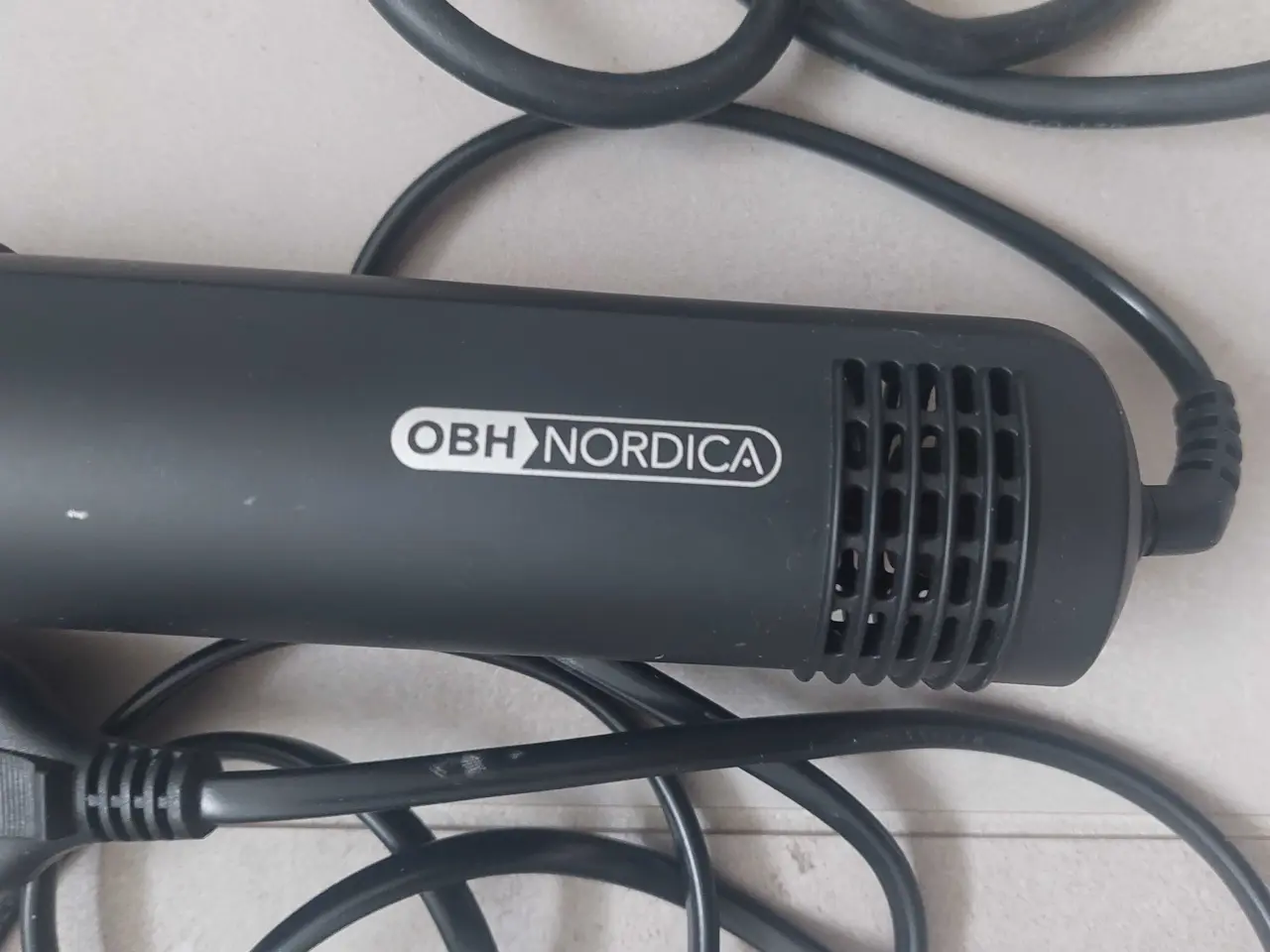 Billede 6 - Hårstyler × 2 (50 kr)