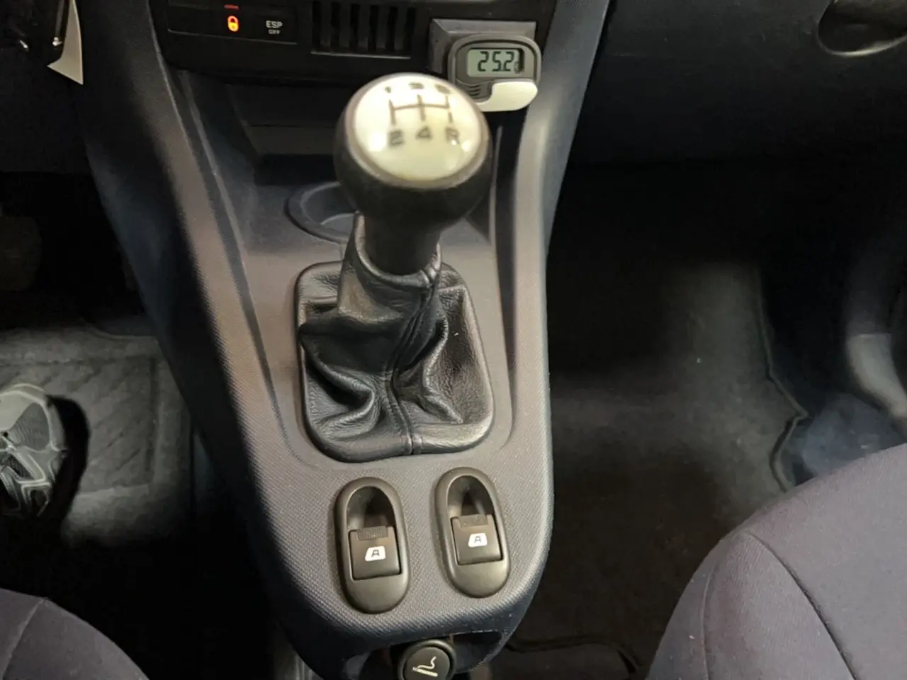 Billede 17 - Peugeot 1007 City 1,4i benzin El-skydedøre
