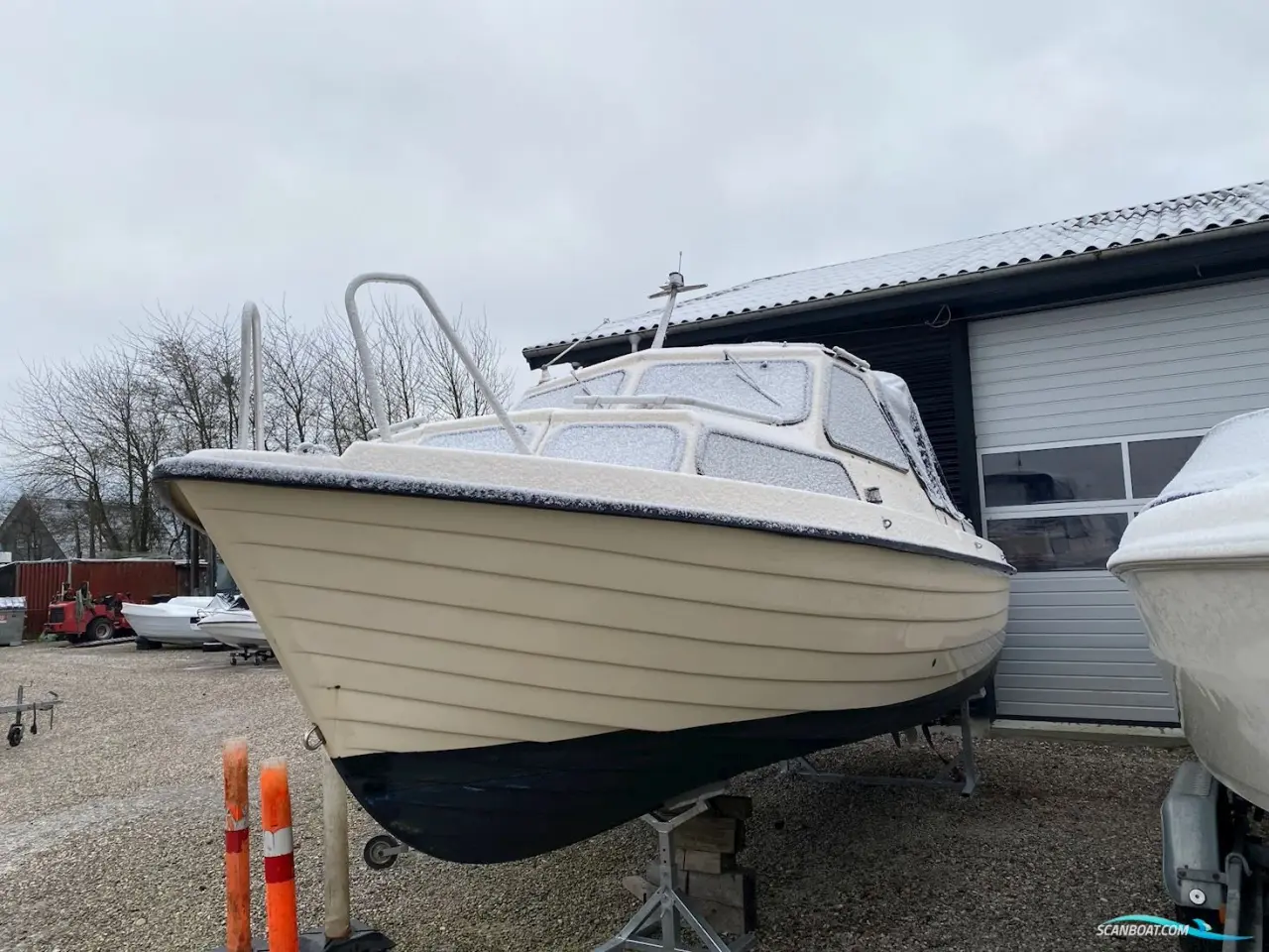 Billede 2 - Uttern 690