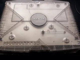Xbox Crystal Edition Konsol + 24 Spil