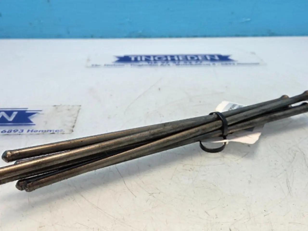 Billede 5 - Ford 4600 Stødstænger 81813399 6 Stk