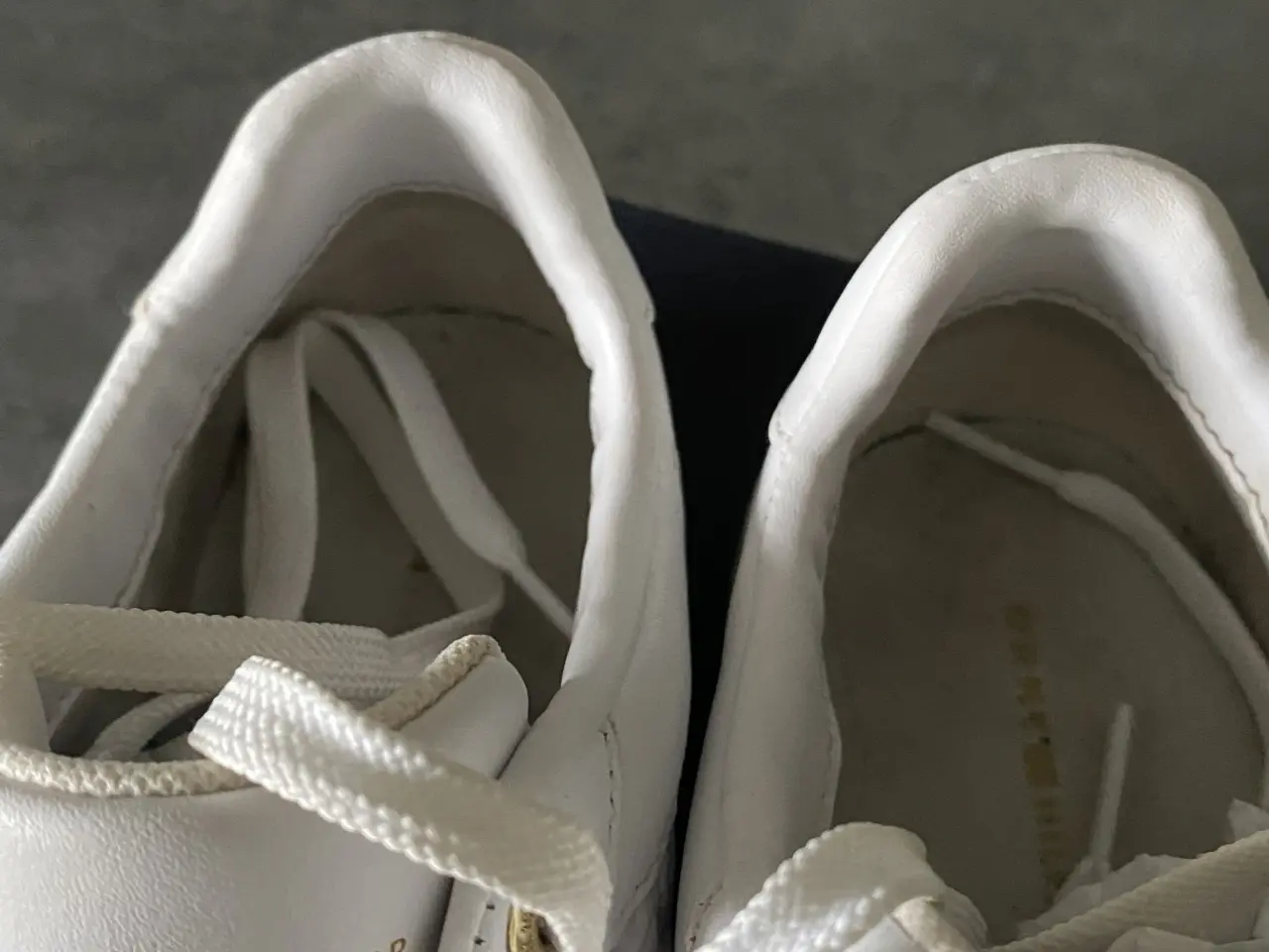 Billede 8 - Super fede sneakers med guld detaljer😍🤗