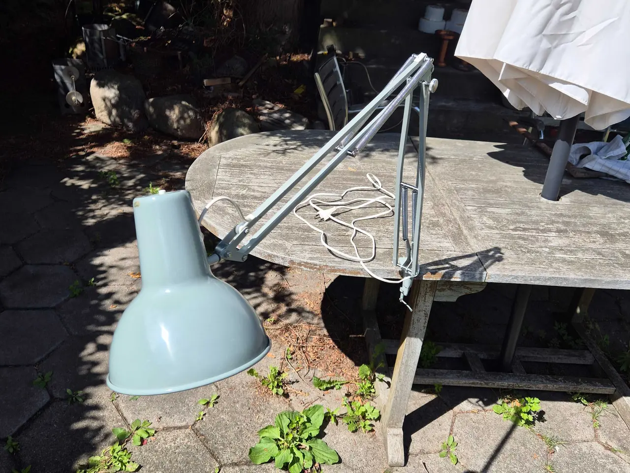 Billede 14 - Velholdt grå arkitektlampe med rækkevidde 