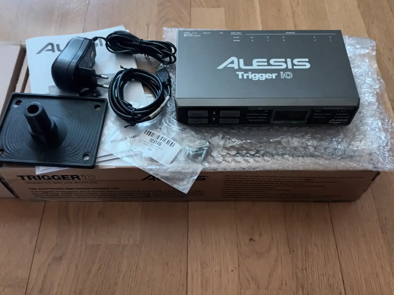 Billede 1 - Trigger Alesis iO + MIDI 5ben Kabel 2m