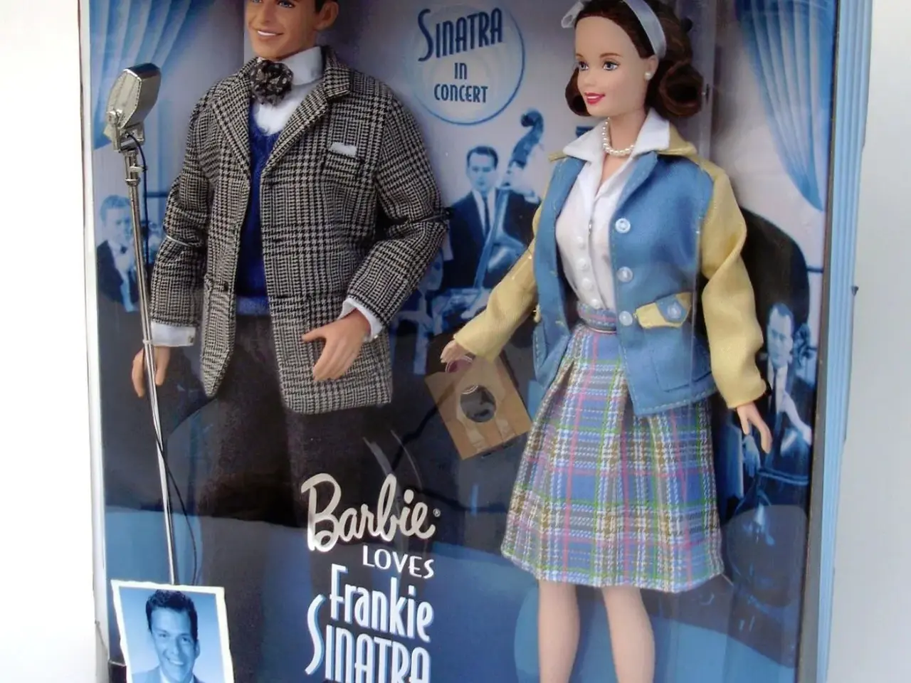 Billede 2 - Barbie loves FRANK SINATRA dukke