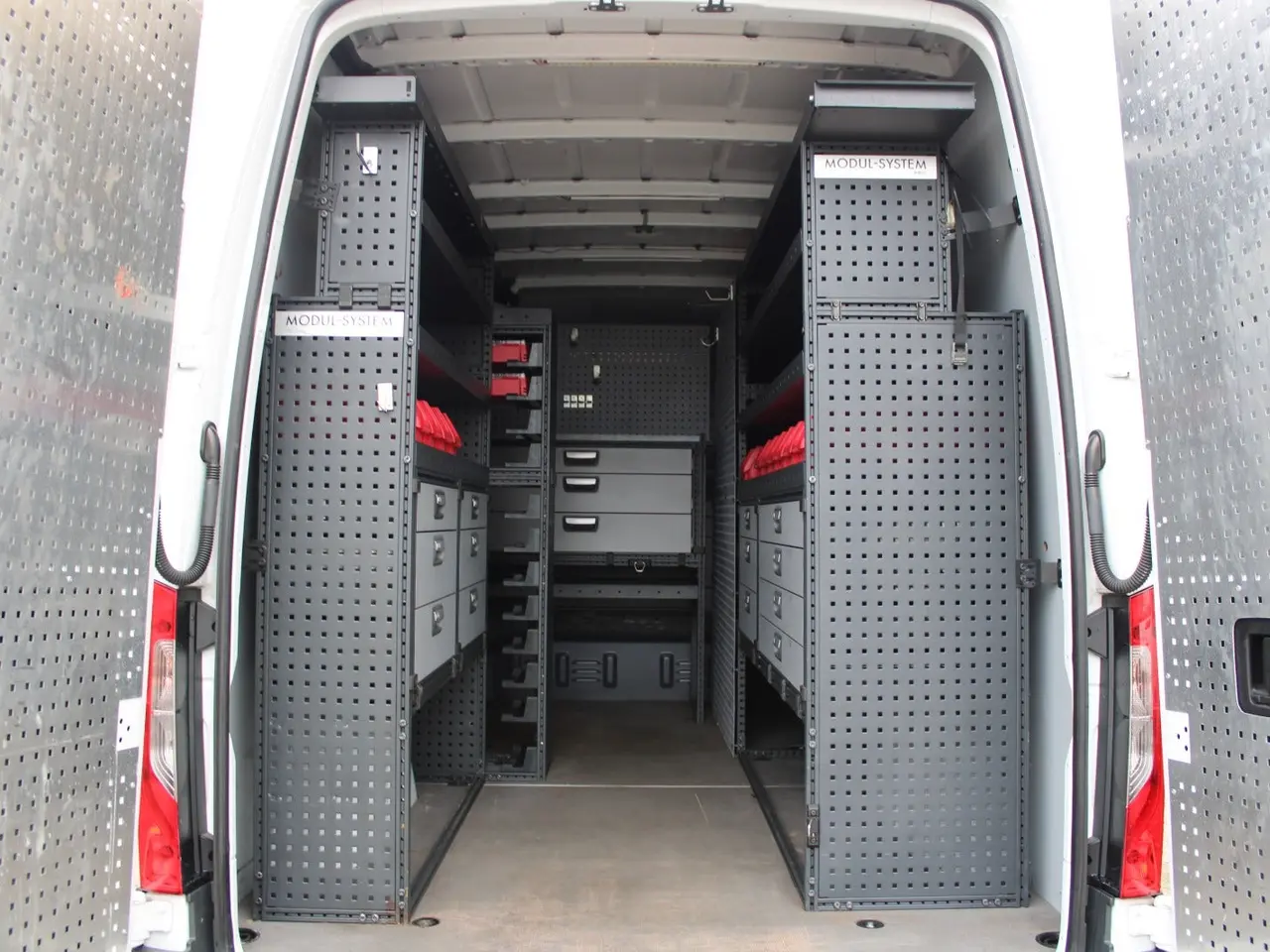 Billede 1 - Mercedes Sprinter 317 2,0 CDi A2 Kassevogn aut. RWD