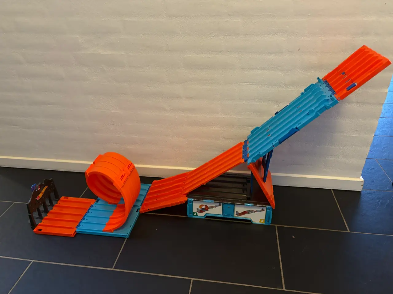 Billede 3 - Hot Wheels - Track Builder Race Crate