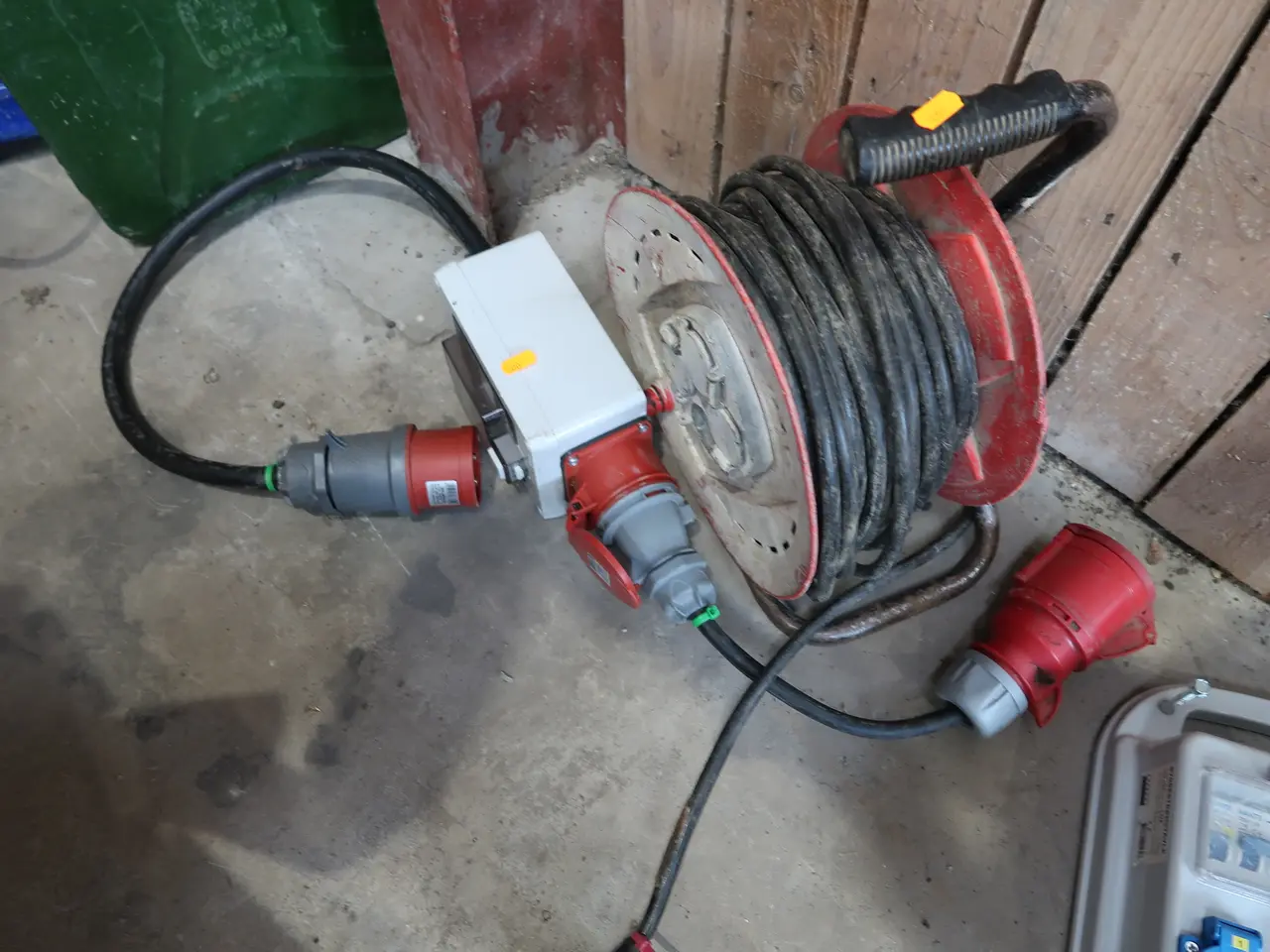 Billede 2 - Kabeltromle samt adapter