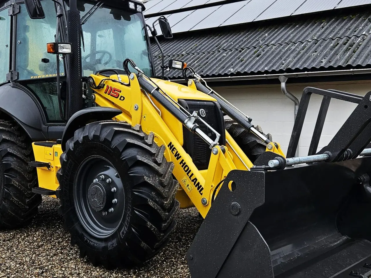 Billede 2 - New Holland B115D / FABRIKSNY - 2025 / Compacttilt & skovlsæt / teleskoparm mv.
