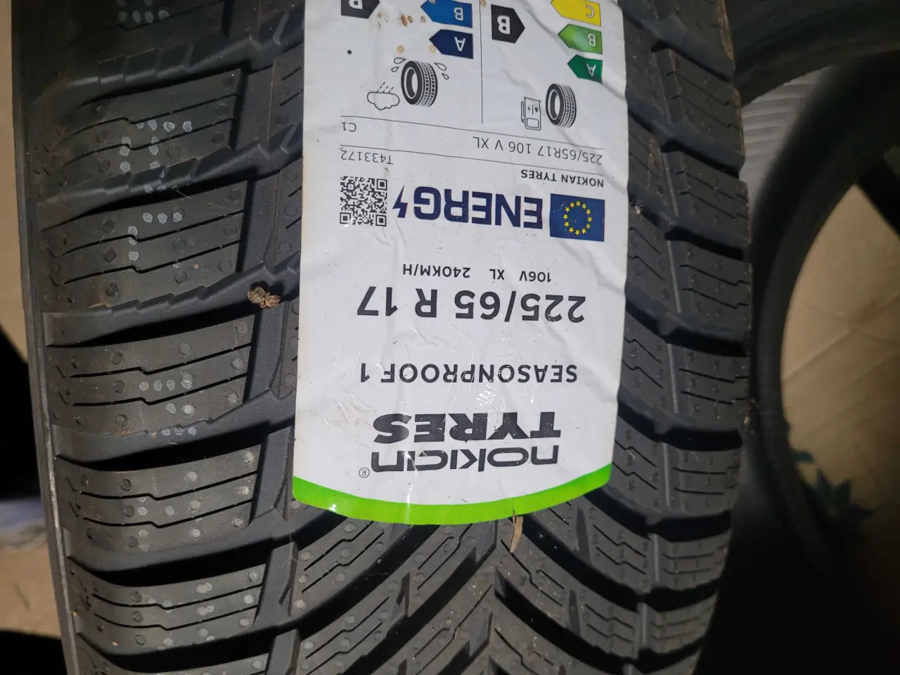 Billede 1 - 225 / 65 R 17