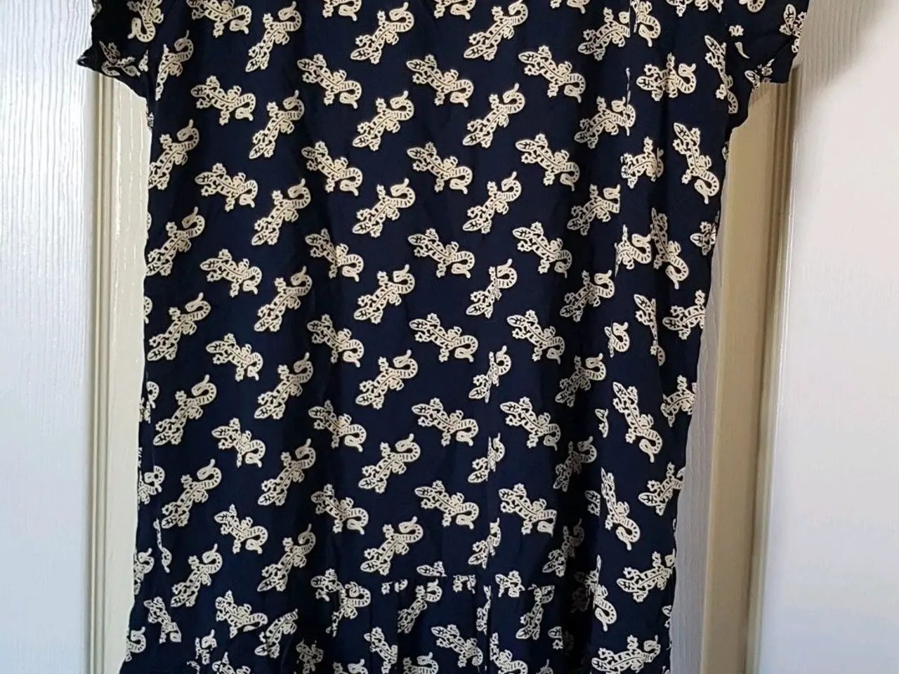 Billede 1 - Kjole. I Skater passf- Med gekko Print-Medium