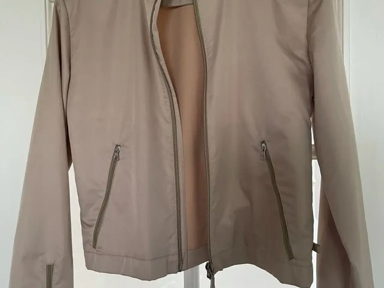 Billede 9 - Meget fin Moncler vindjakke