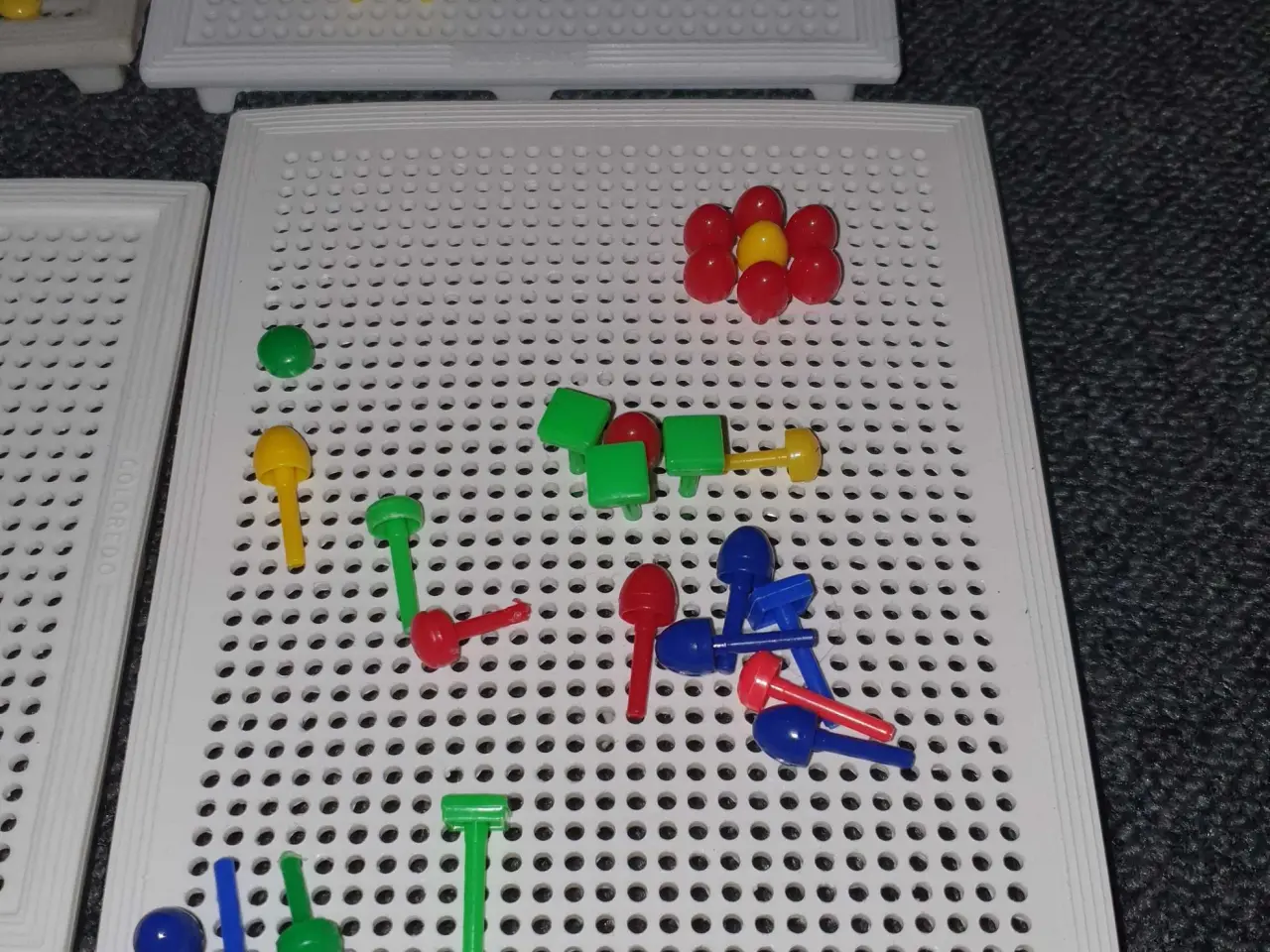 Billede 3 - Stift mosaik  / hulplade 