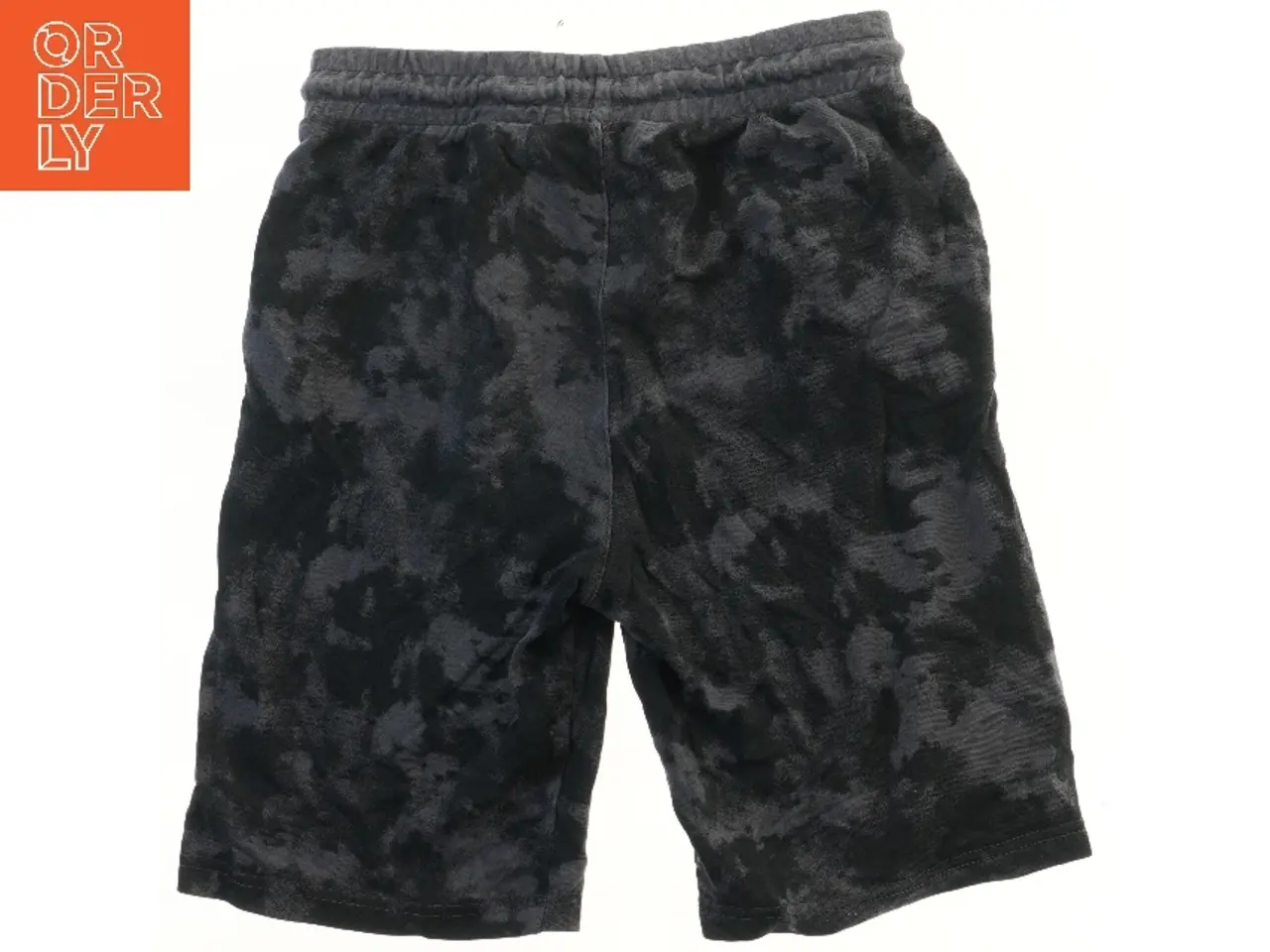 Billede 2 - Mørke camouflage shorts (str. 34,5x50 cm)