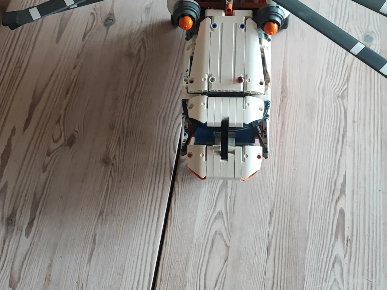 Billede 1 - Lego Technic heavy lift service