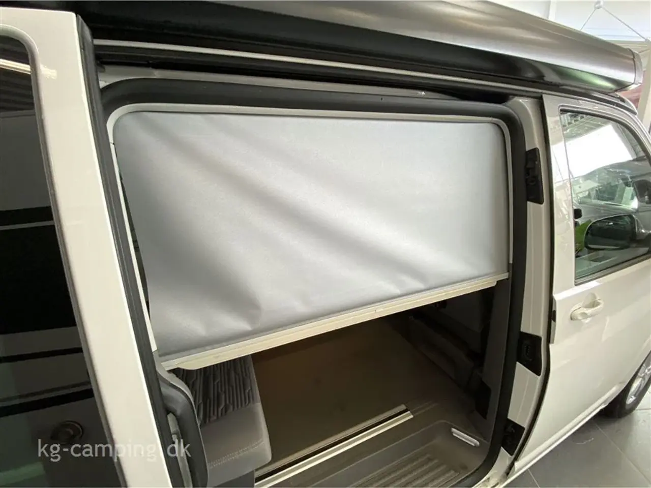 Billede 10 - 2021 - VW California Ocean 2.0 TDI 150 DSG Super velholdt lille California van med DSG gear