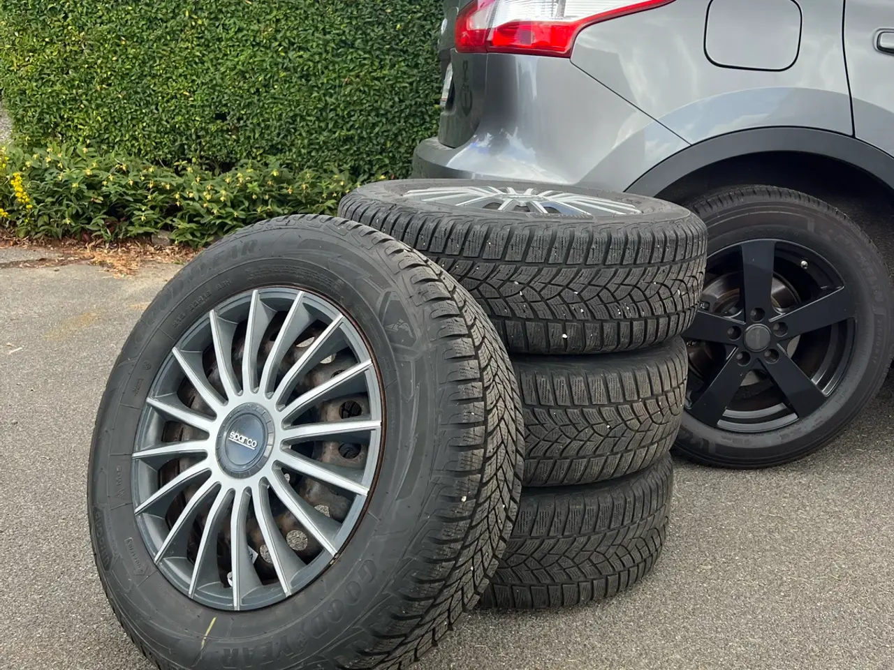 Billede 1 - Nissan Qashqai vinterhjul komplette GoodYear