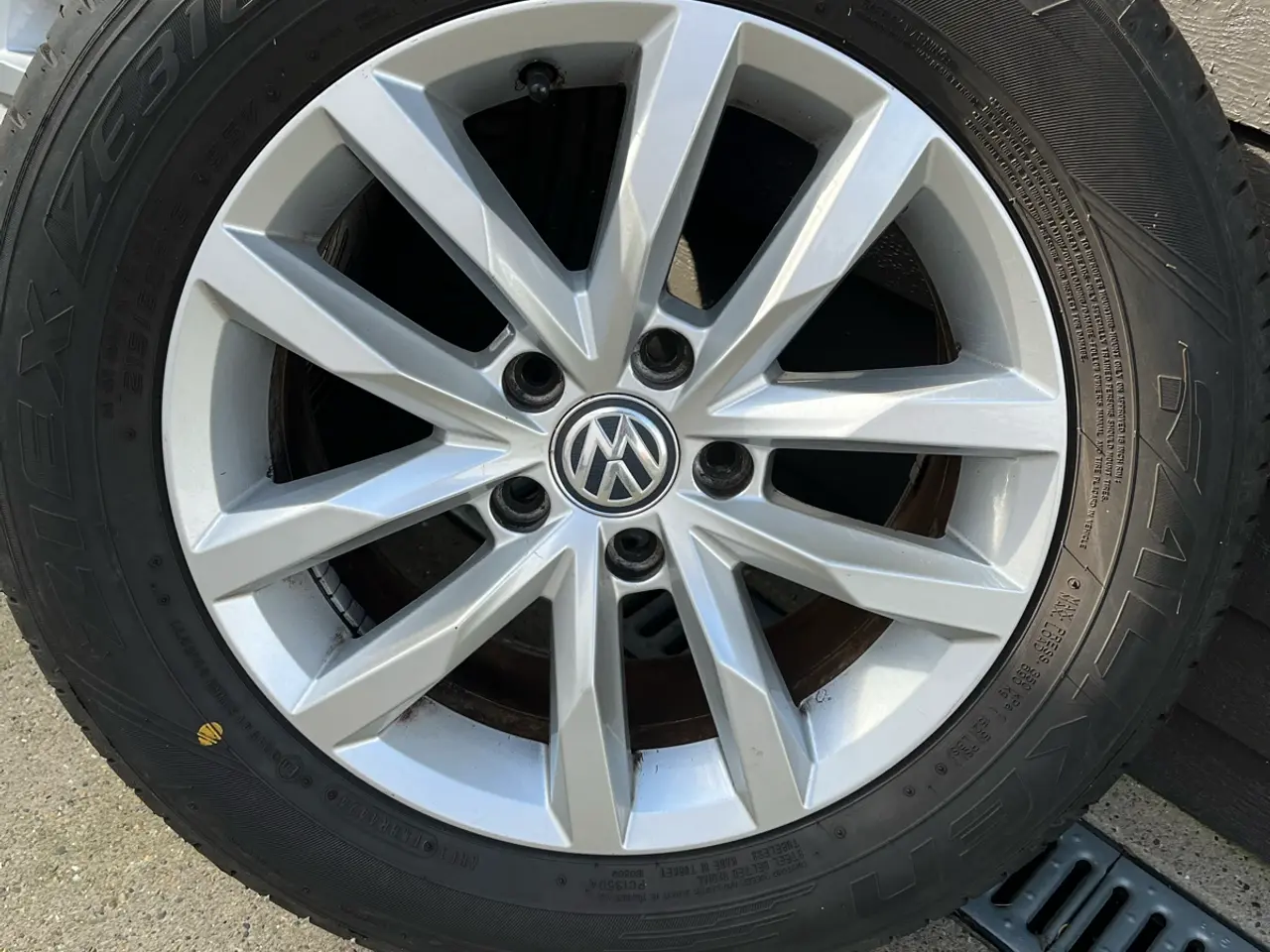 Billede 1 - Originale VW alufælge til Passat