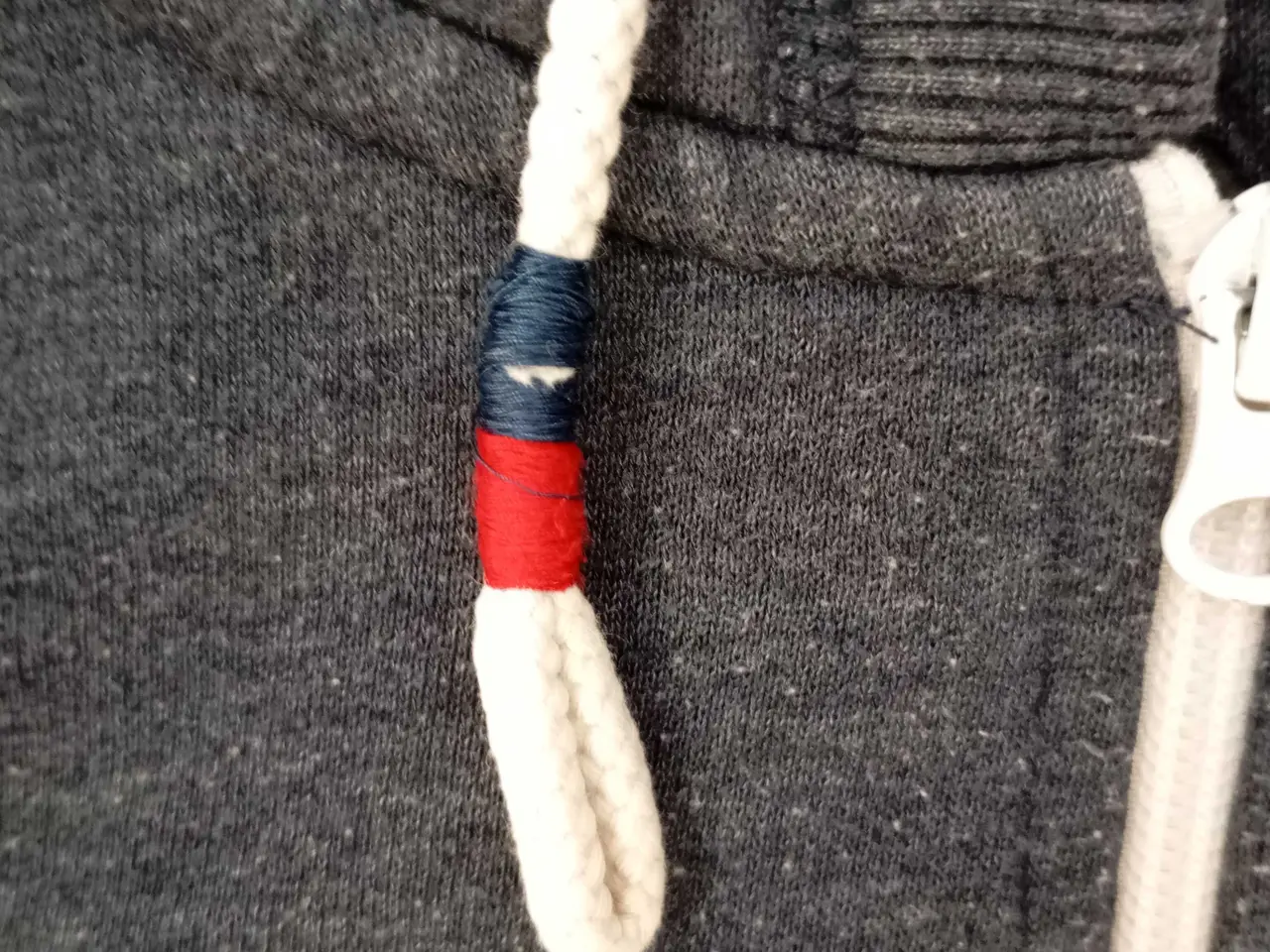 Billede 9 - Tommy Hilfiger hættetrøje. XXL