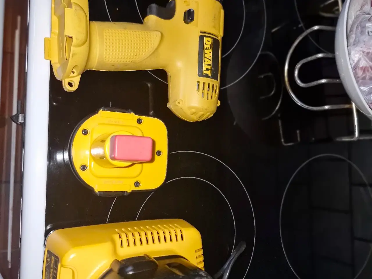 Billede 3 - Dewalt skrue/boremaskine